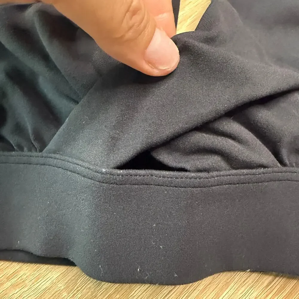Lululemon Sz 6 Sweet Awakenings Bra Light Support, Black W2CW4S yoga pilates